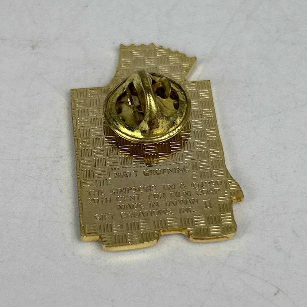 Vintage The Simpsons Keychain And Pin‎ Set Six Items Total
